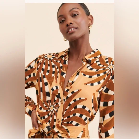 FARM Rio Mustard Geometric Print Long Sleeve Jumpsuit - Picture 4 of 13